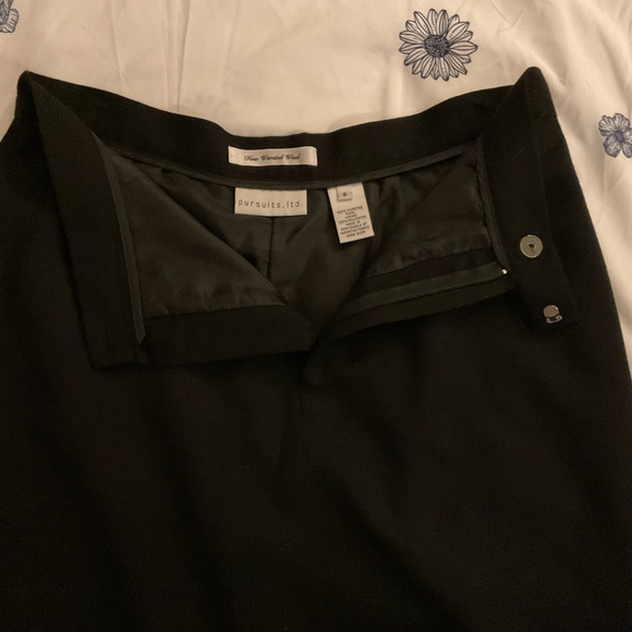 Women’s Vintage Pursuits ltd Wool Black Pencil Skirt with back slit, fully lined - Picture 9 of 9